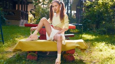 Cutie orgasms on a bench thumb main