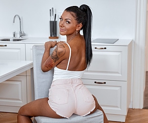 Masturbate like youre all alone